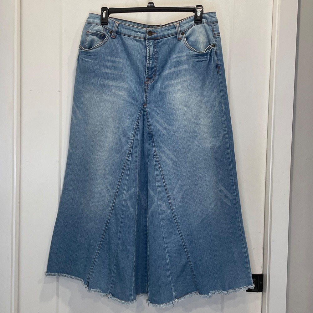 Y2K Boho Western Maxi Skirt Size 16W Blue Denim Flared Jean Festival Raw Hem